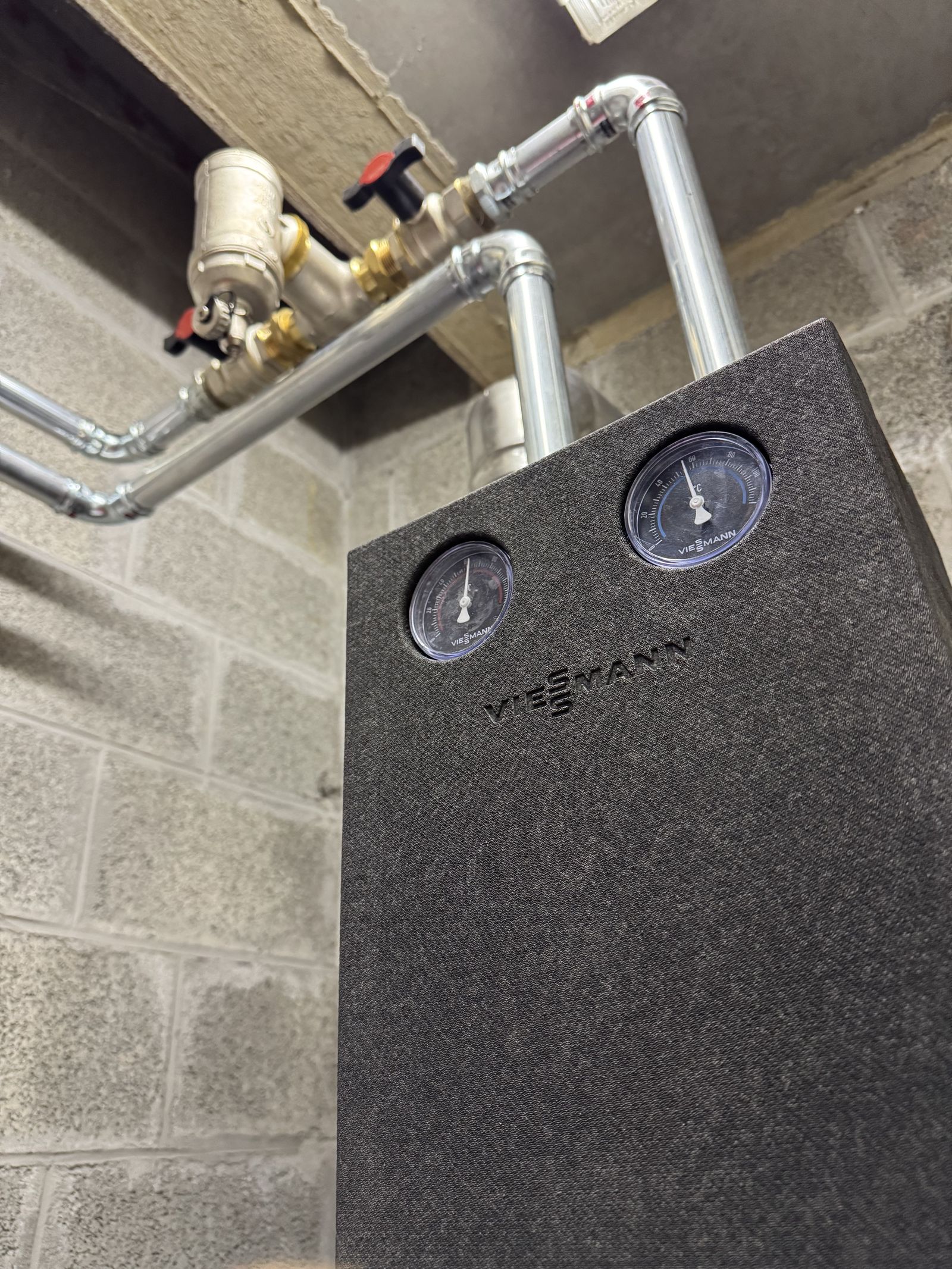 Chaufferie Viessmann &mdash; d&eacute;tail hydraulique